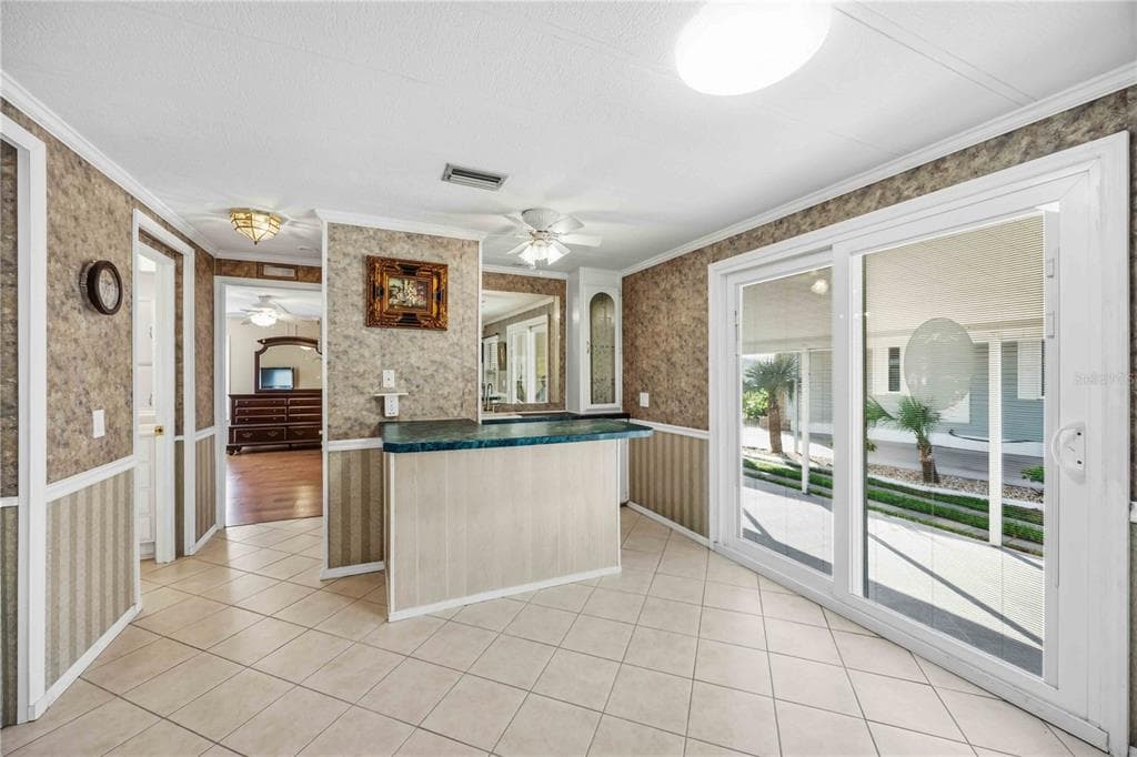 112 ISLAND POINT ROAD photo 17