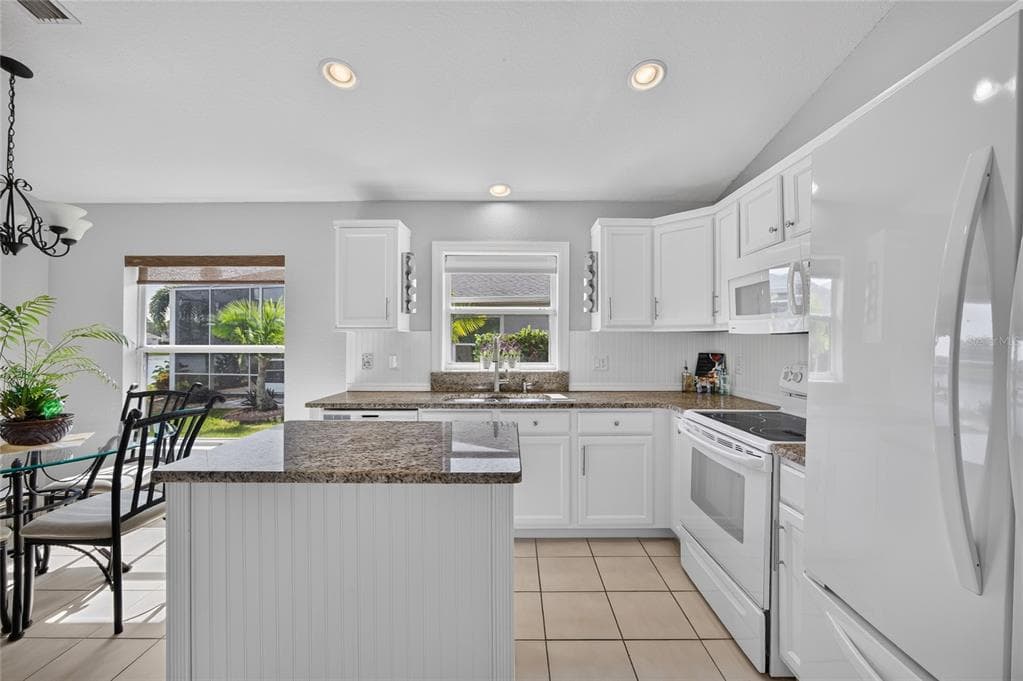 1550 SCARLETT AVENUE photo 11