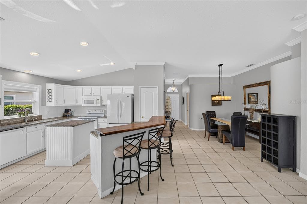 1550 SCARLETT AVENUE photo 8