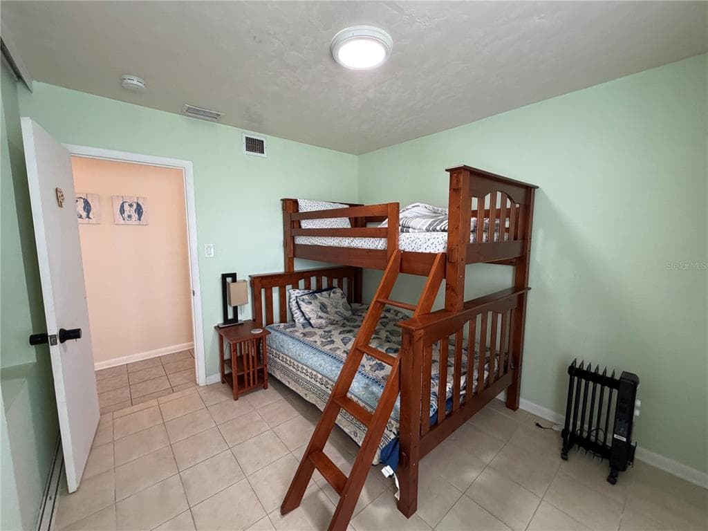 2201 AARON STREET photo 25