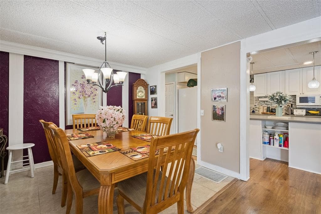 109 DOUGLAS STREET photo 7