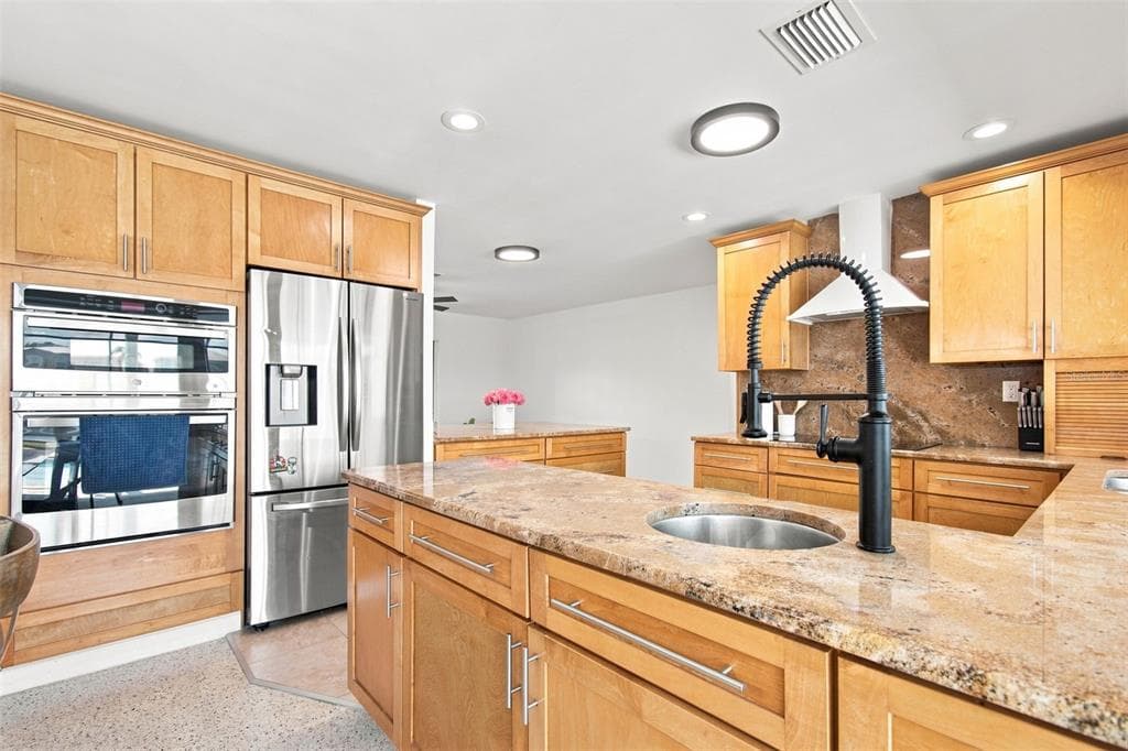 11900 7TH STREET E photo 13