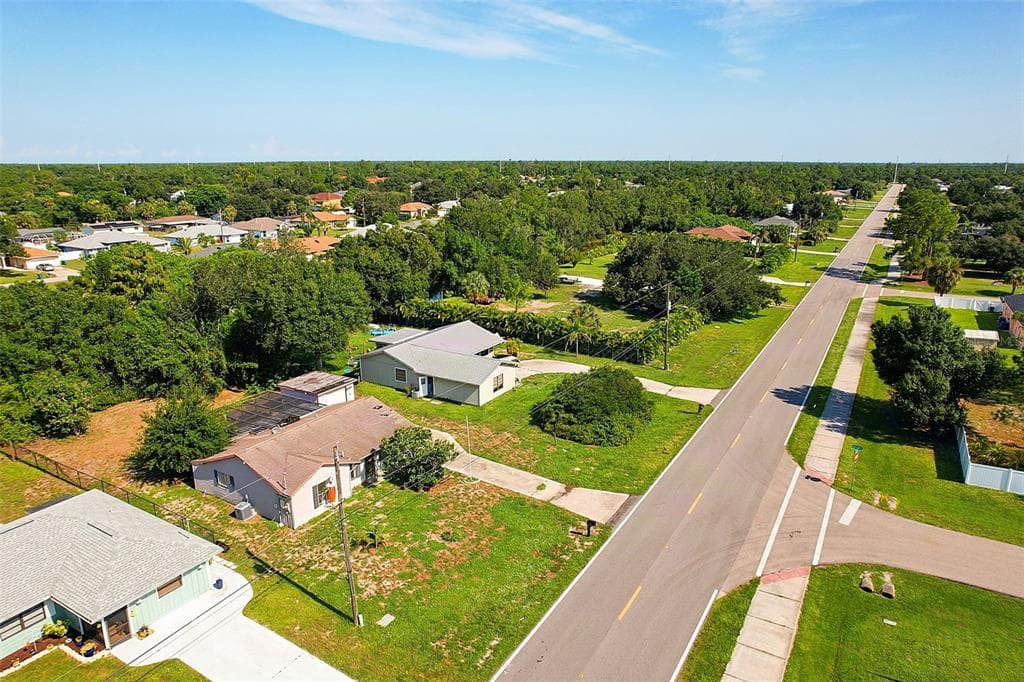 327 HARBOR BOULEVARD photo 2