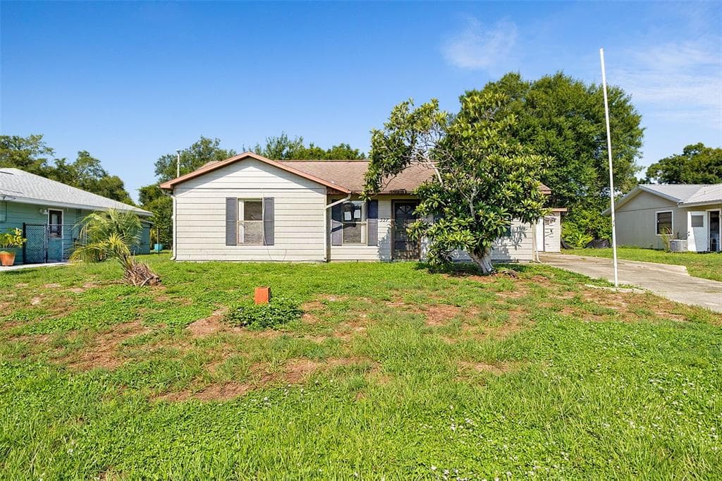 327 HARBOR BOULEVARD photo 6