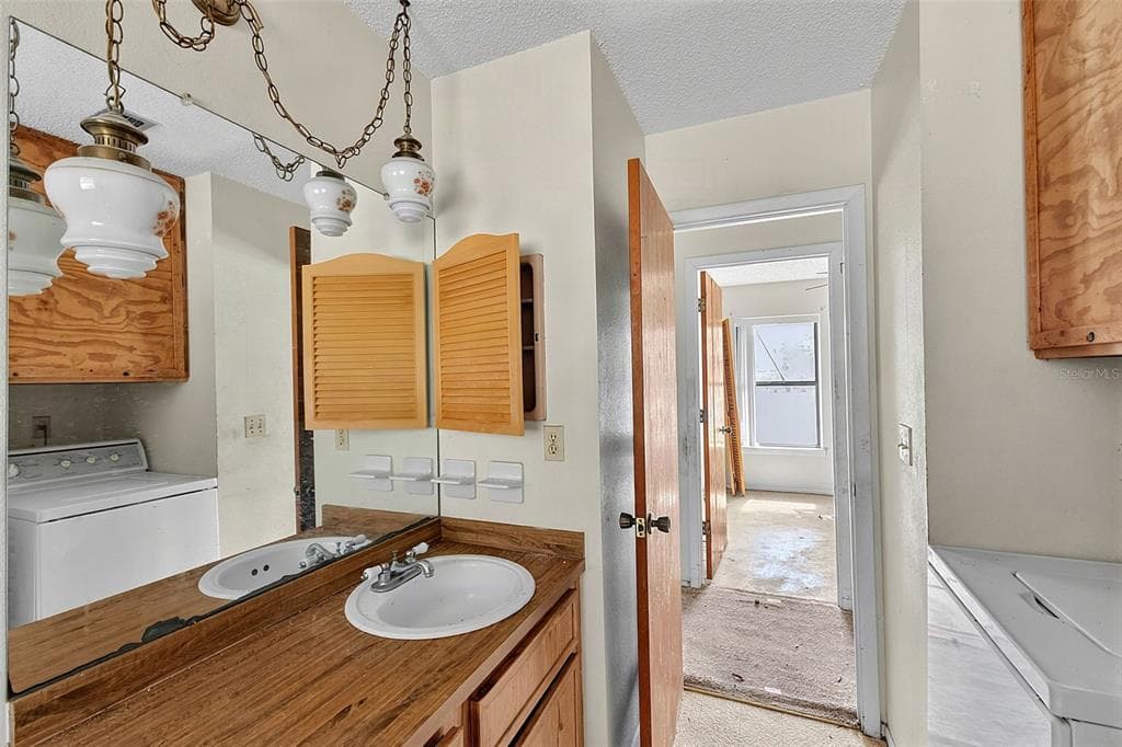 327 HARBOR BOULEVARD photo 22