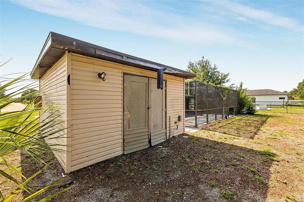 327 HARBOR BOULEVARD photo 10