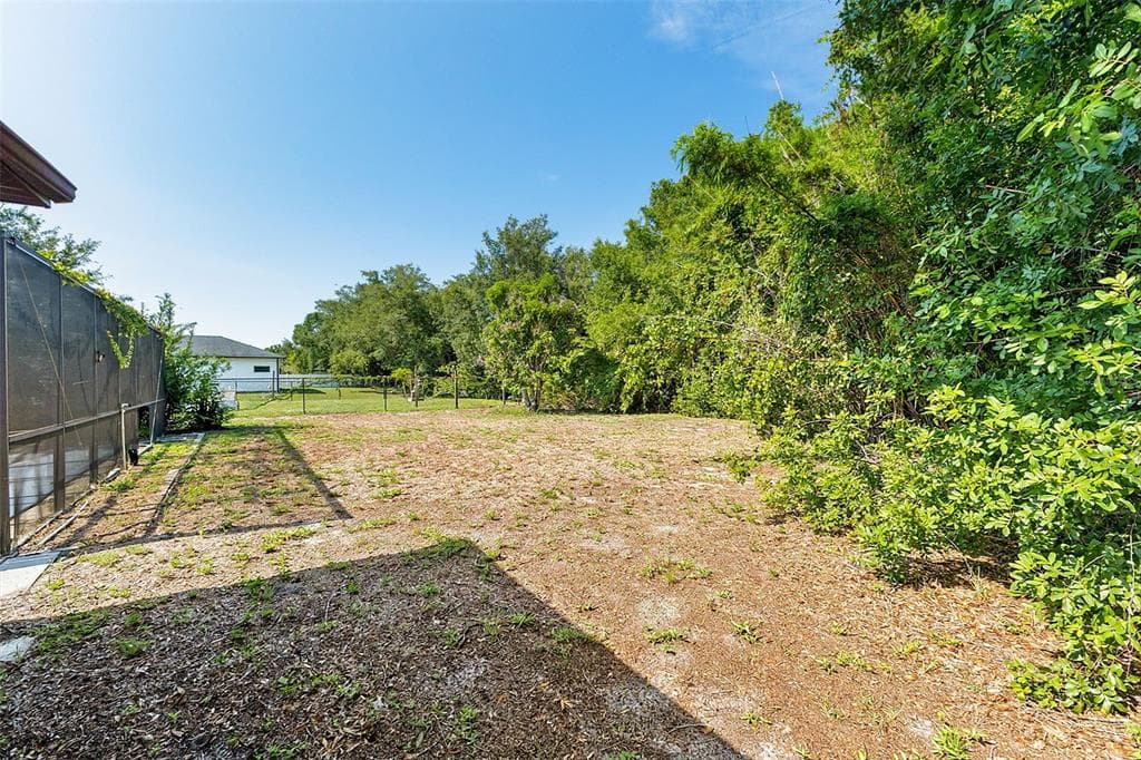 327 HARBOR BOULEVARD photo 11