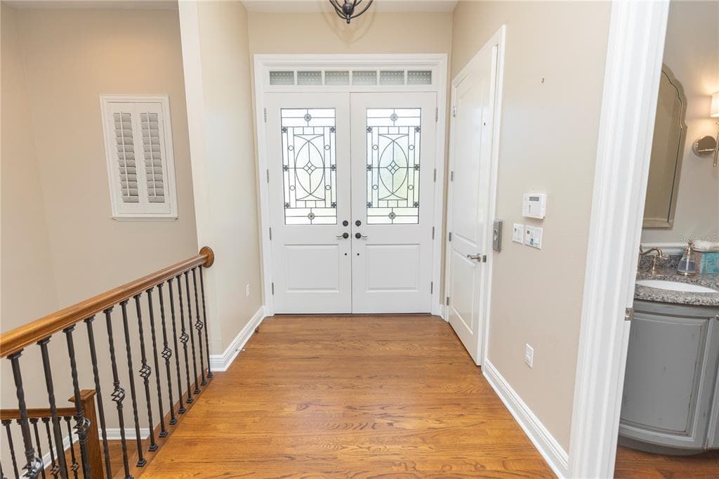 100 BUCCANEER BEND photo 5