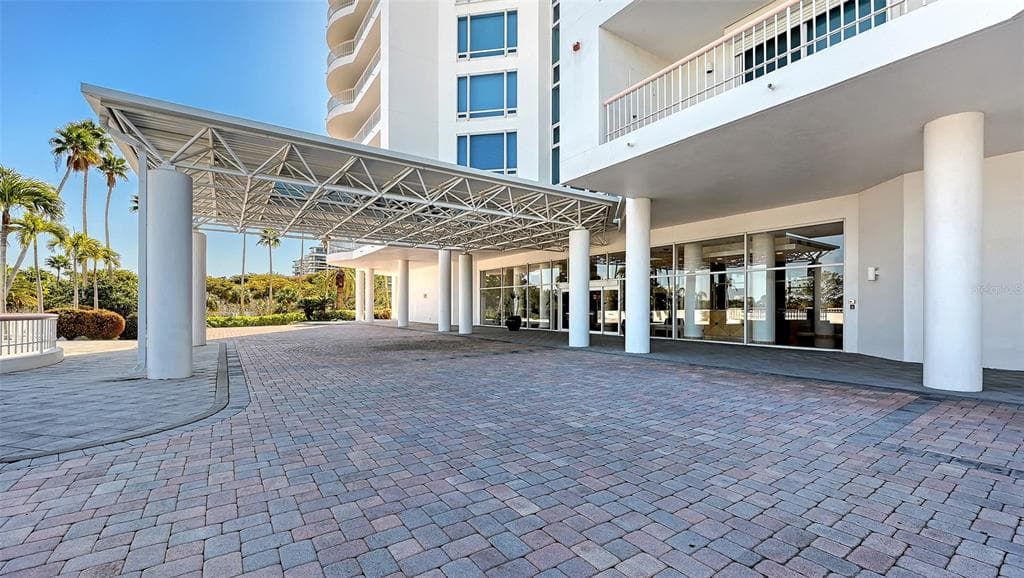 455 LONGBOAT CLUB ROAD 905 photo 4