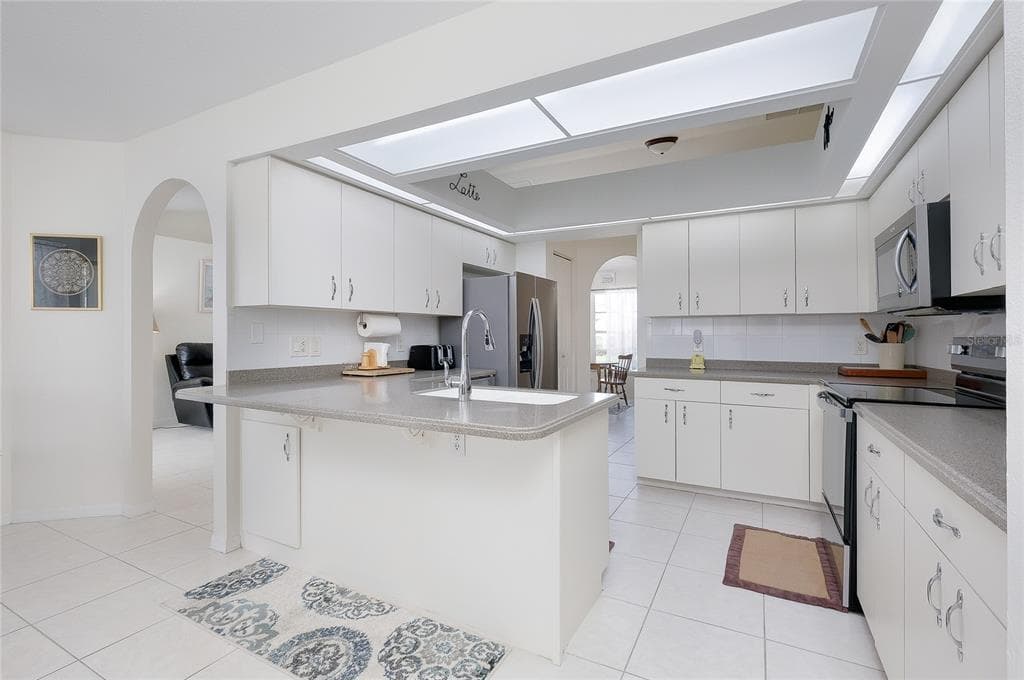 4454 PERSIAN LANE photo 14