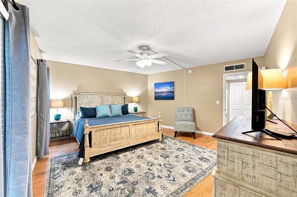 3500 GULF BOULEVARD 204 photo 23