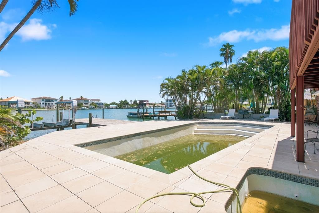 31 DOLPHIN DRIVE photo 22
