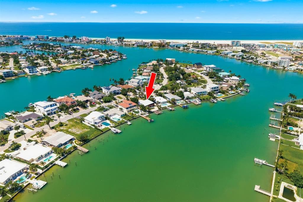 31 DOLPHIN DRIVE photo 1