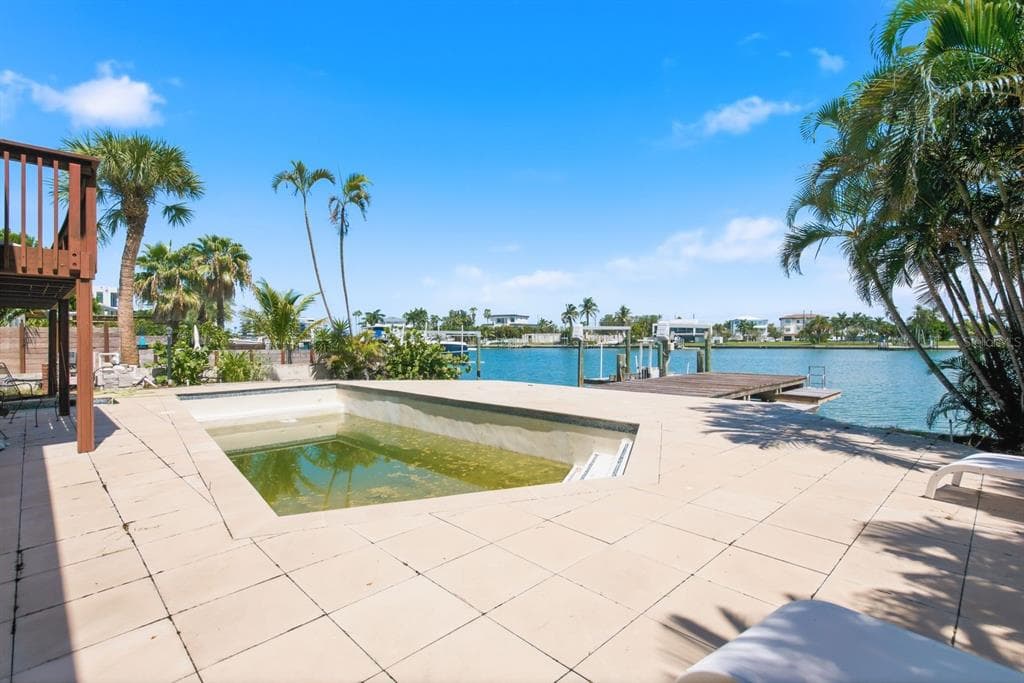 31 DOLPHIN DRIVE photo 24
