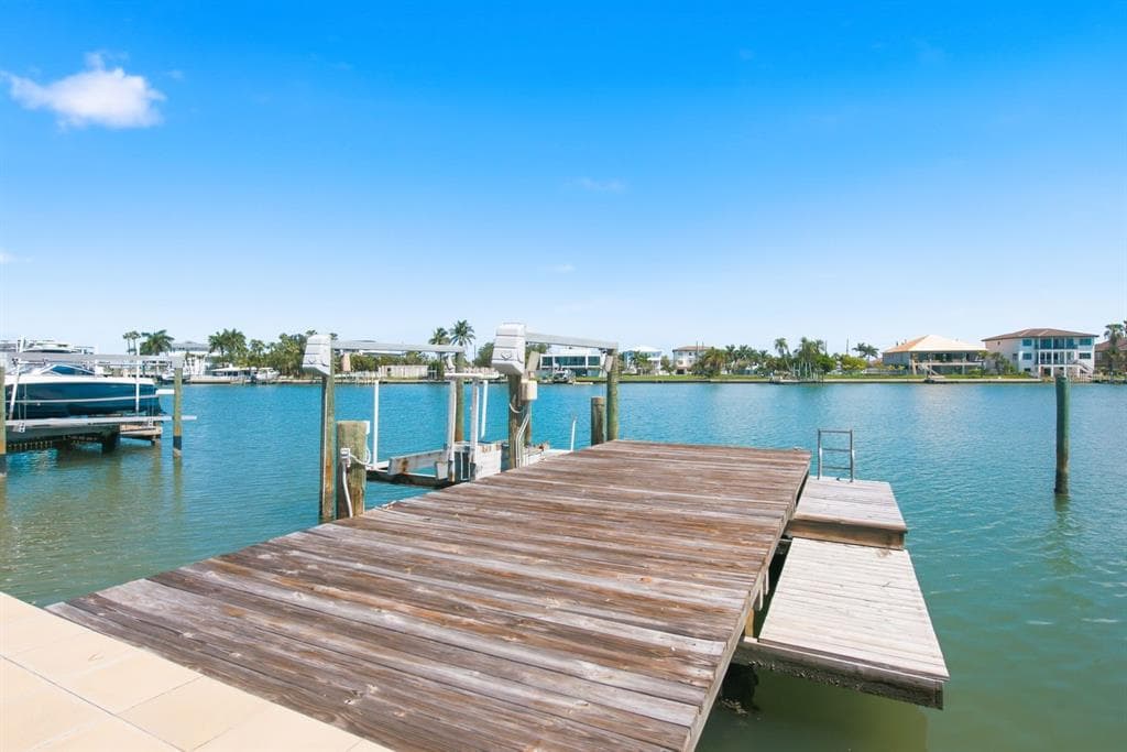 31 DOLPHIN DRIVE photo 25