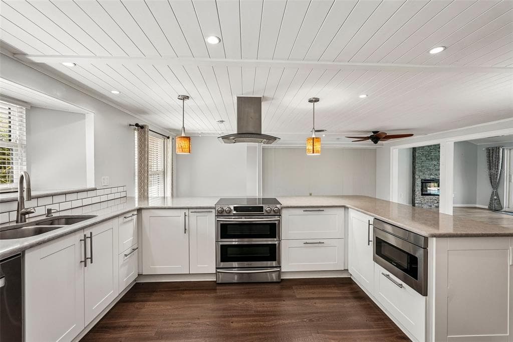 4390 ALBACORE CIRCLE photo 18