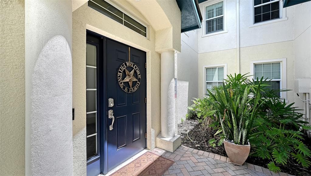 1041 RIVERSCAPE STREET 1041 photo 8