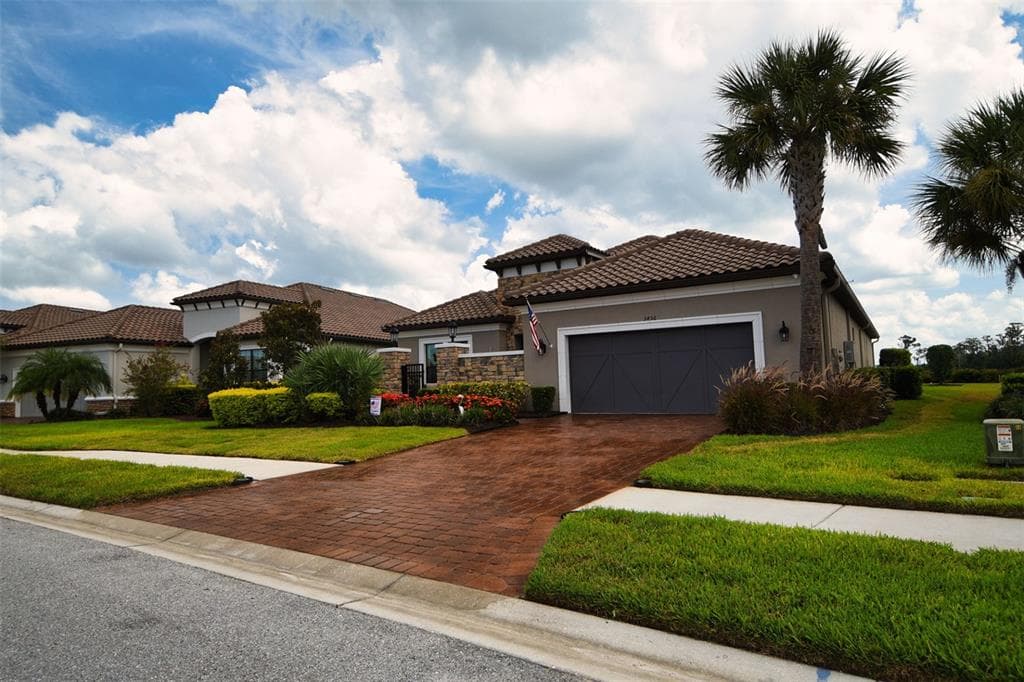 3456 FORSYTHIA DRIVE photo 2