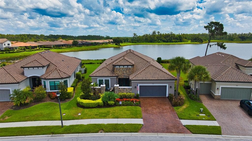 3456 FORSYTHIA DRIVE photo 4