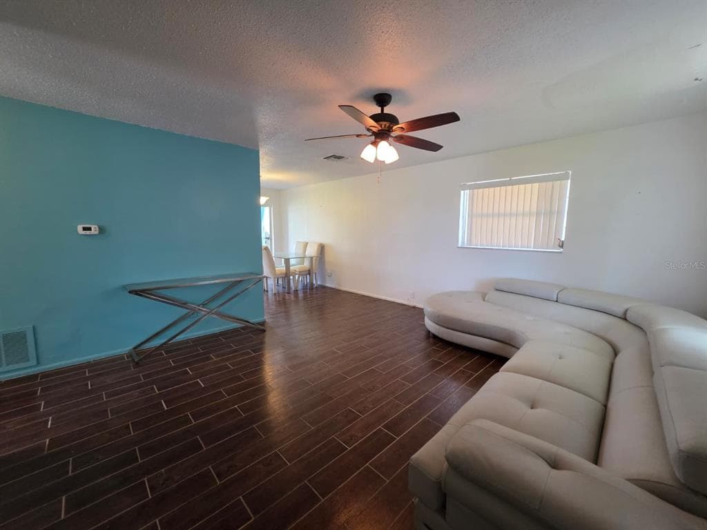 3765 101ST AVENUE N - photo 5