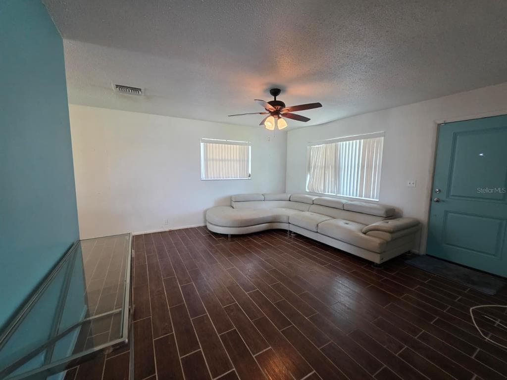 3765 101ST AVENUE N - photo 4