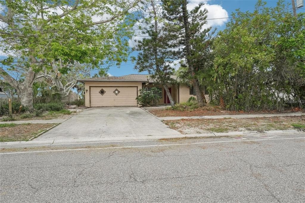 9300 GULF BOULEVARD photo 1