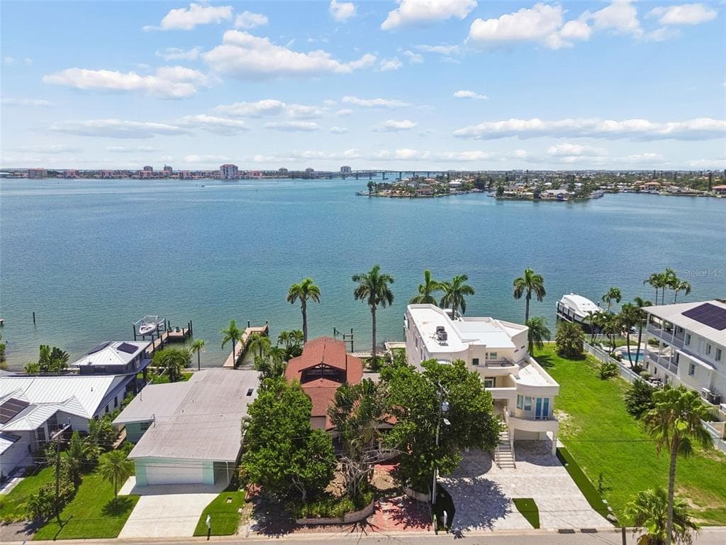 720 BOCA CIEGA ISLE DRIVE photo 2