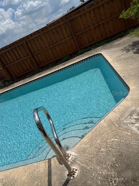 395 BACARDI DRIVE photo 17