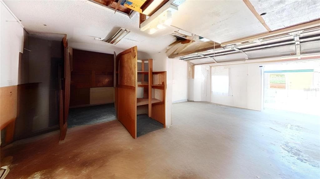 395 BACARDI DRIVE photo 24