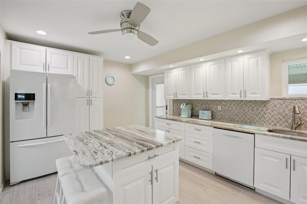 2256 AUBURN BOULEVARD photo 20