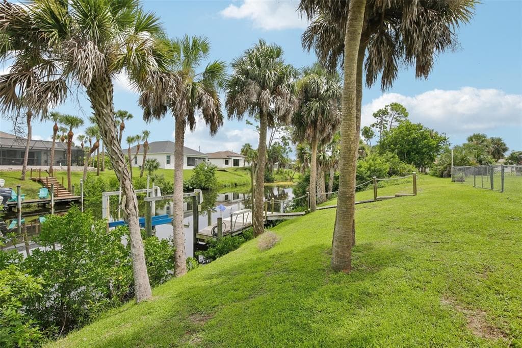 2256 AUBURN BOULEVARD photo 4