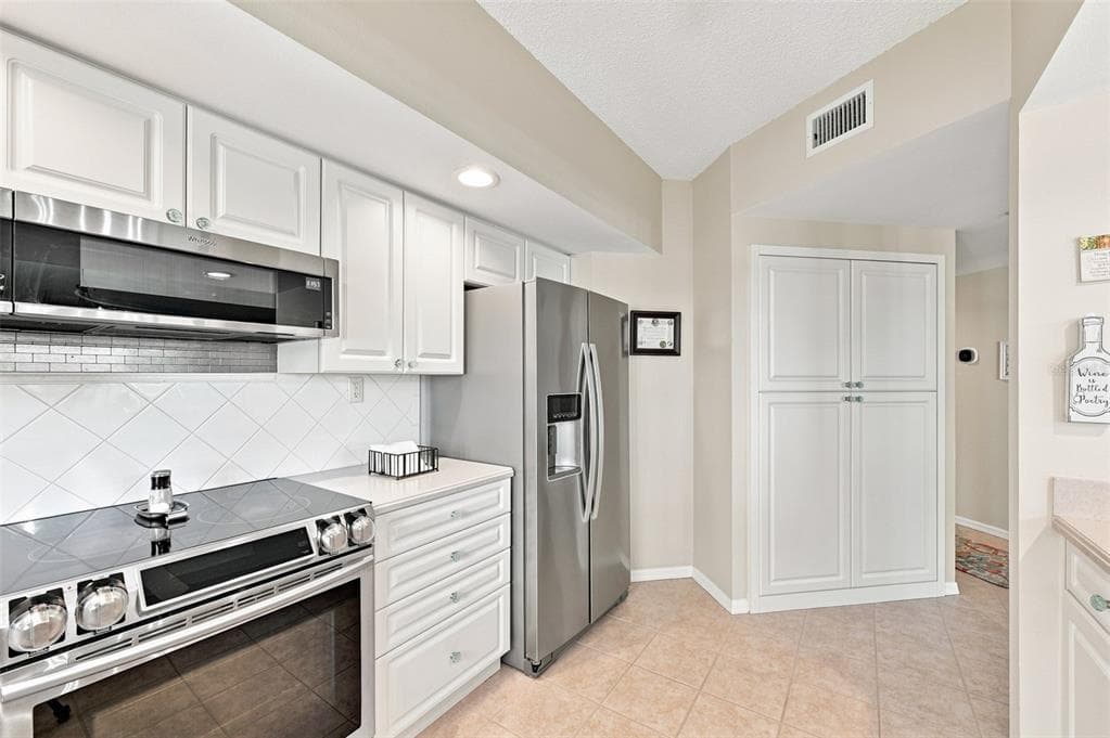 6450 SHORELINE DRIVE 9306 photo 16
