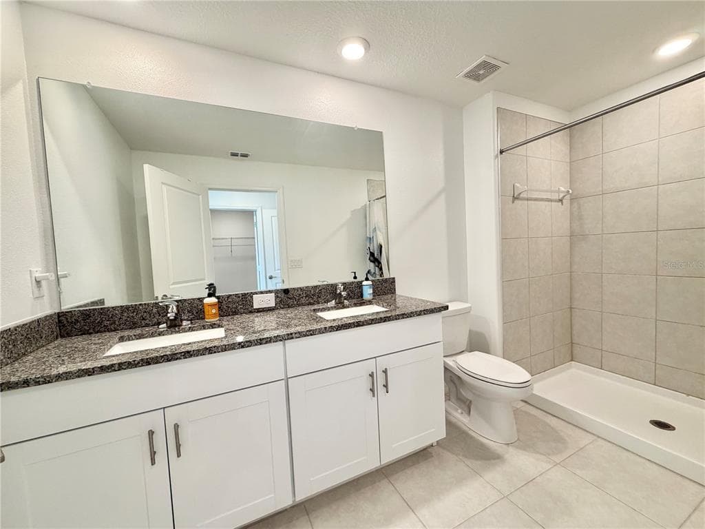 2578 CHARLAN COURT photo 23