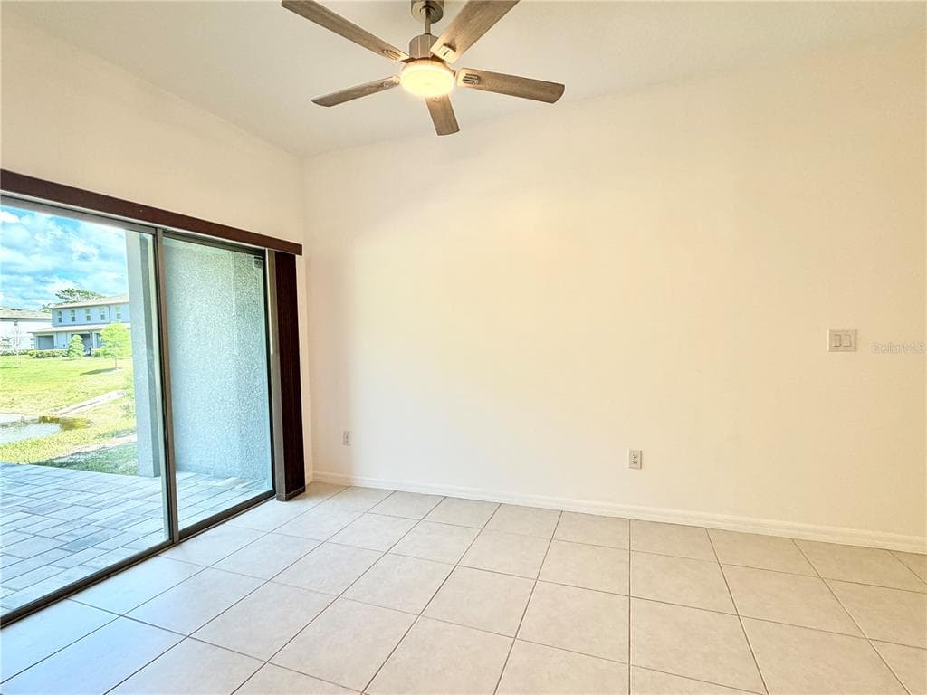2578 CHARLAN COURT photo 10