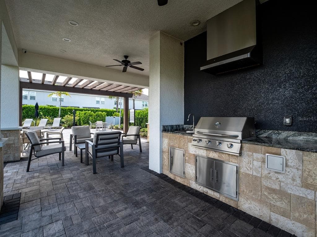 8632 LUNAR SKYE STREET photo 14