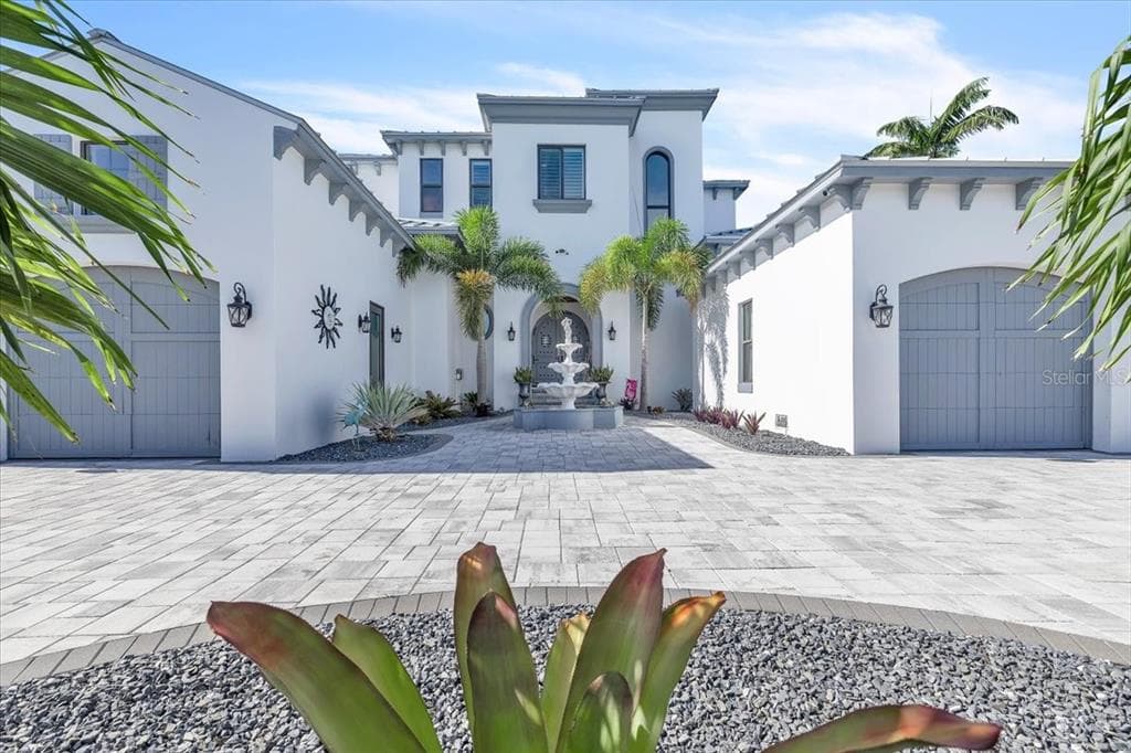 1918 SE 40TH STREET photo 6