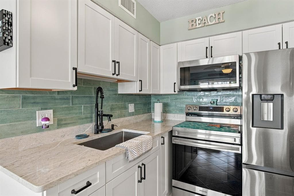 593 WESTWINDS DRIVE 593 photo 9