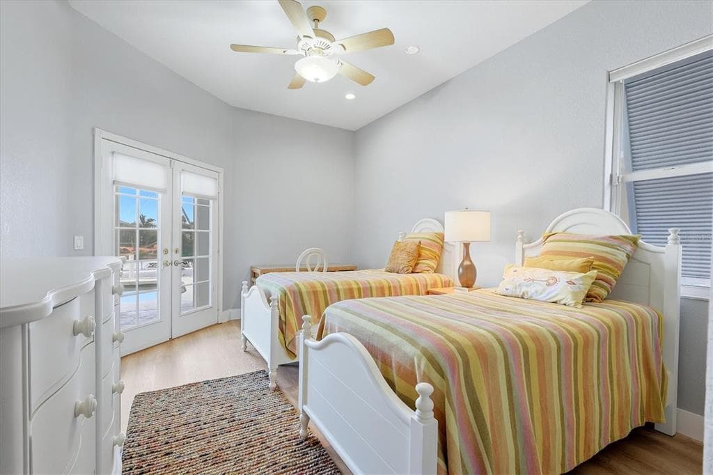 3419 CURACAO COURT photo 23