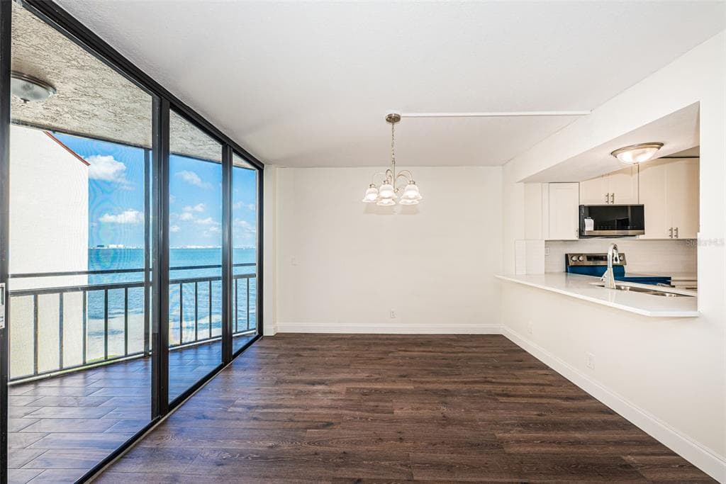 5541 PUERTA DEL SOL BOULEVARD S 313 photo 23