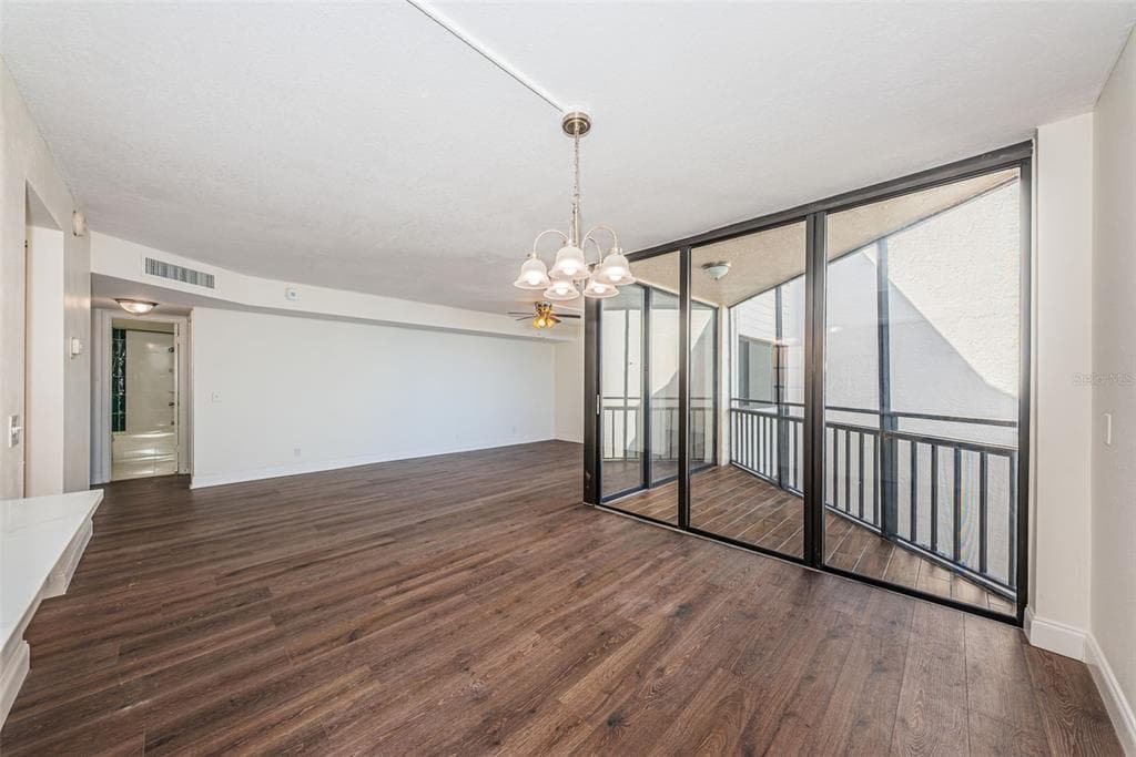 5541 PUERTA DEL SOL BOULEVARD S 313 photo 22