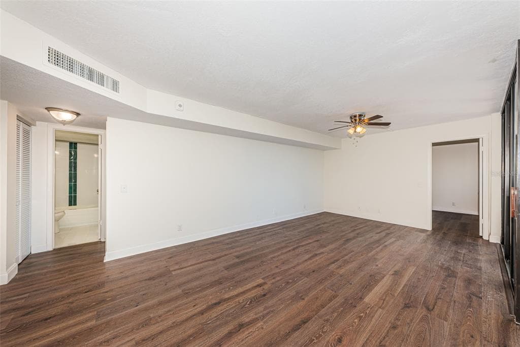 5541 PUERTA DEL SOL BOULEVARD S 313 photo 20