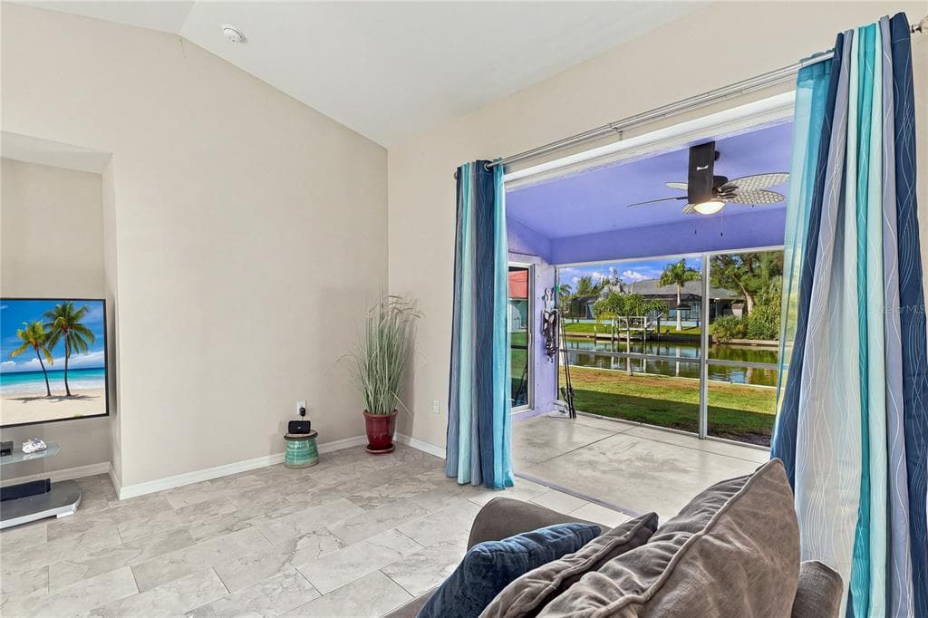 10554 LIVE OAK ROAD photo 6