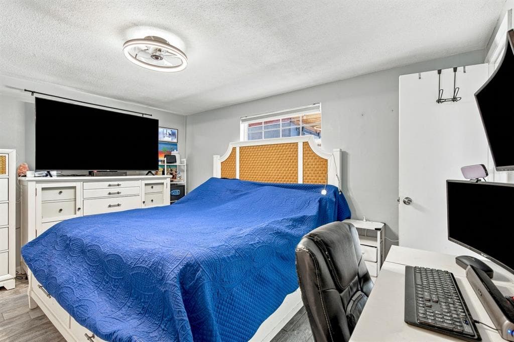 1324 CHANCELLOR DRIVE photo 18