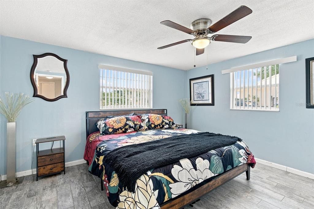 1324 CHANCELLOR DRIVE photo 21