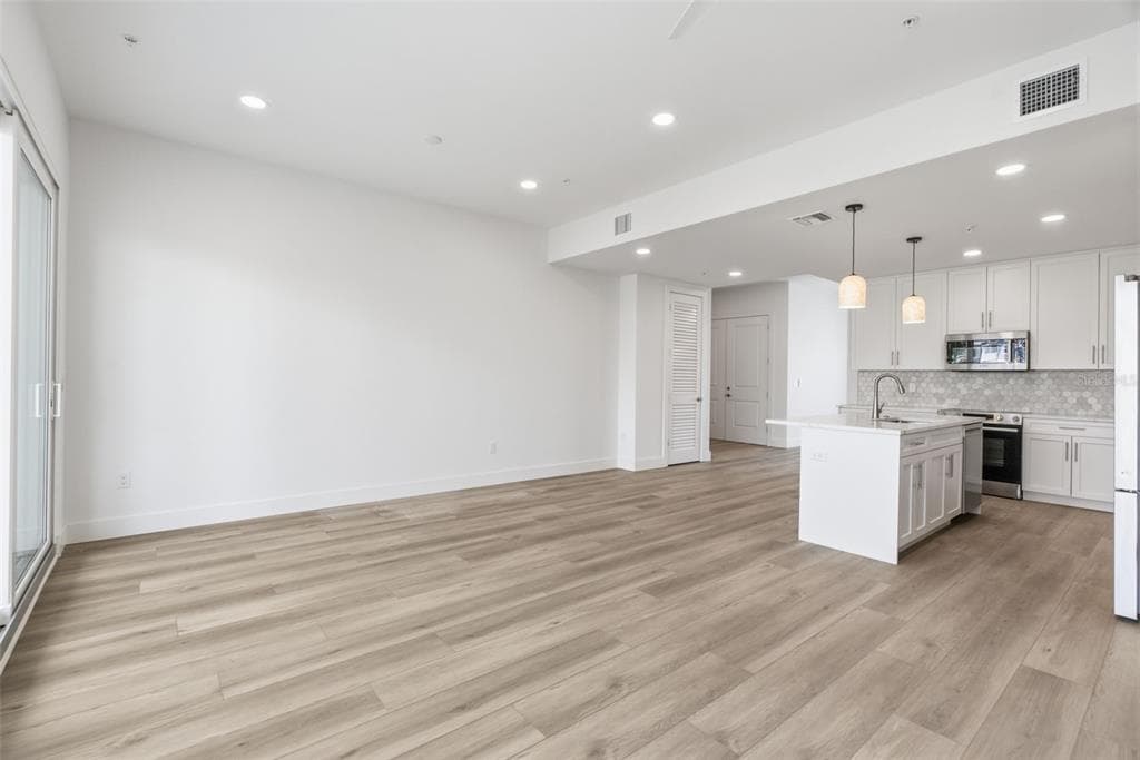13655 GULF BOULEVARD 201 photo 18