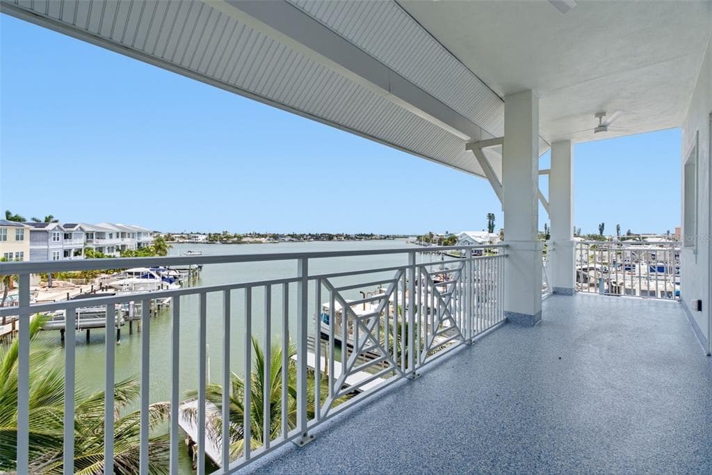 13655 GULF BOULEVARD 302 photo 16