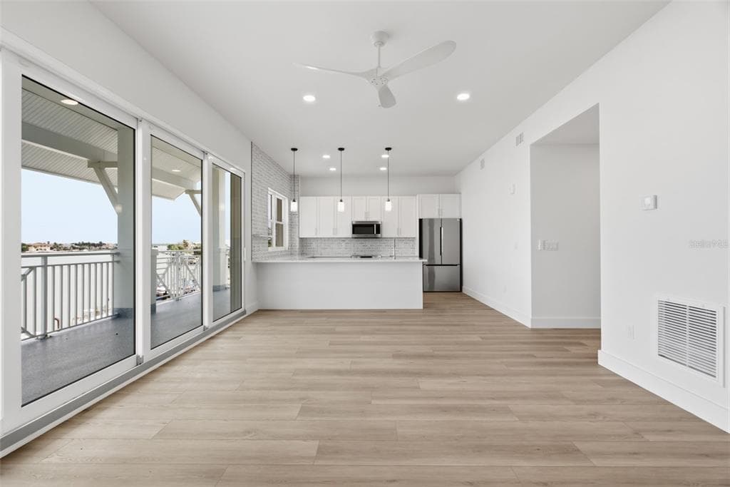 13655 GULF BOULEVARD 302 photo 10