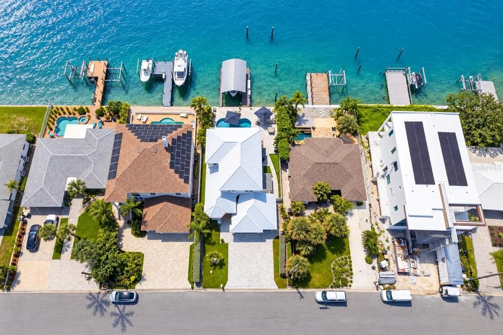 141 BAYSIDE DRIVE photo 6