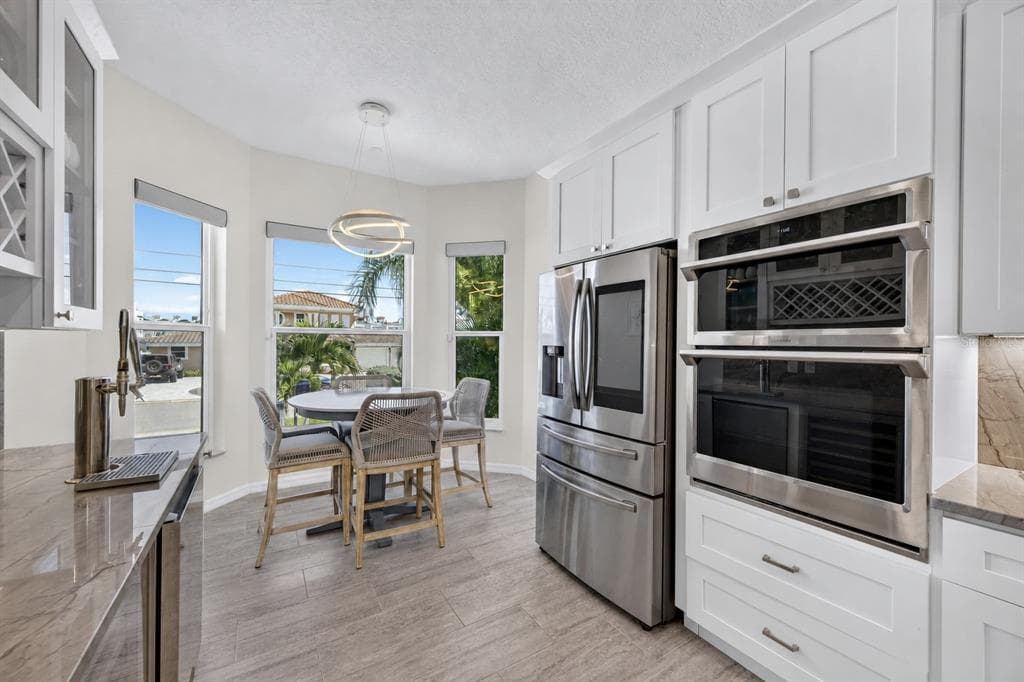 141 BAYSIDE DRIVE photo 21