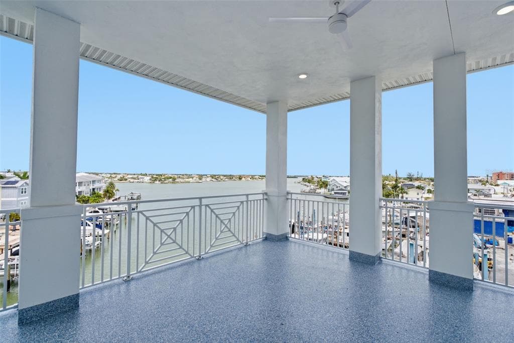 13655 GULF BOULEVARD 401 photo 17
